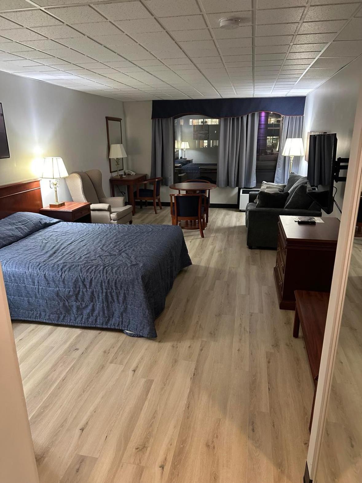 سان جورجس Hotel Motel Le Voyageur المظهر الخارجي الصورة