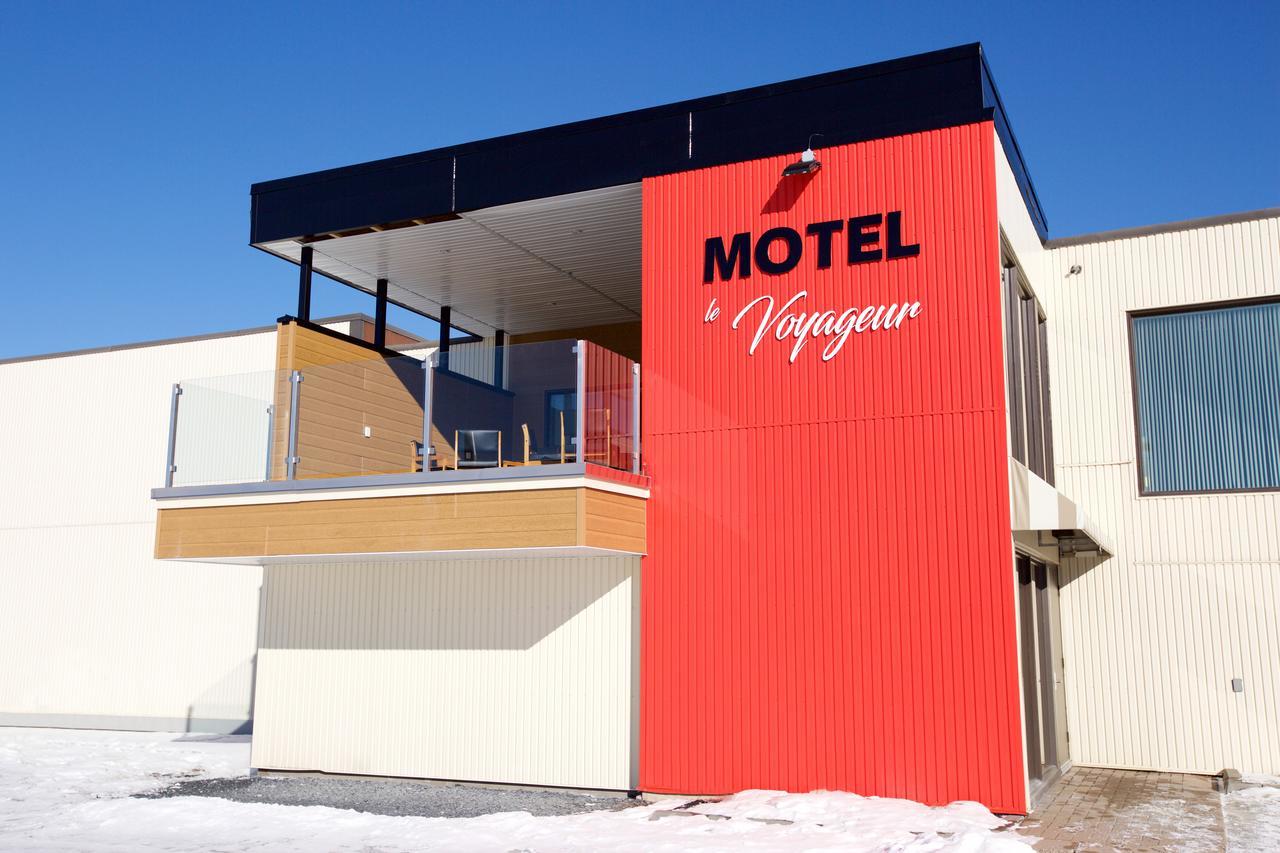 سان جورجس Hotel Motel Le Voyageur المظهر الخارجي الصورة